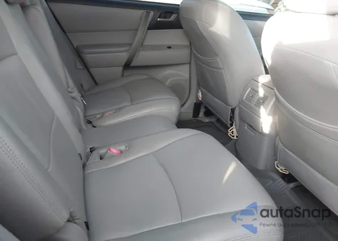 2008 Toyota Highlander Sport z USA, uszkodzony, nr VIN JTEDS43AX82024258